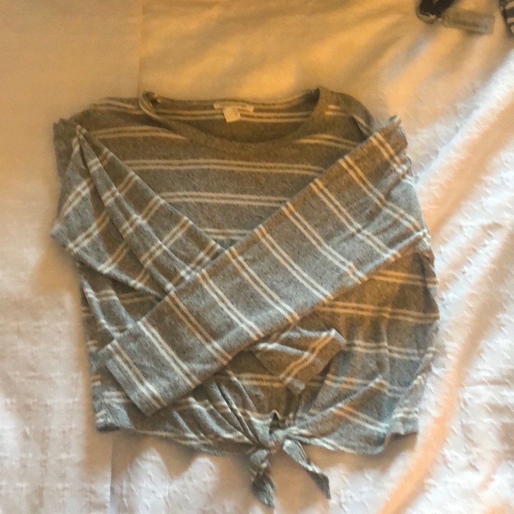 Long sleeve crop shirt